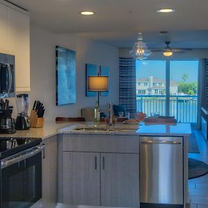Two-Bedroom Two Bath Bay Front Premium Suite